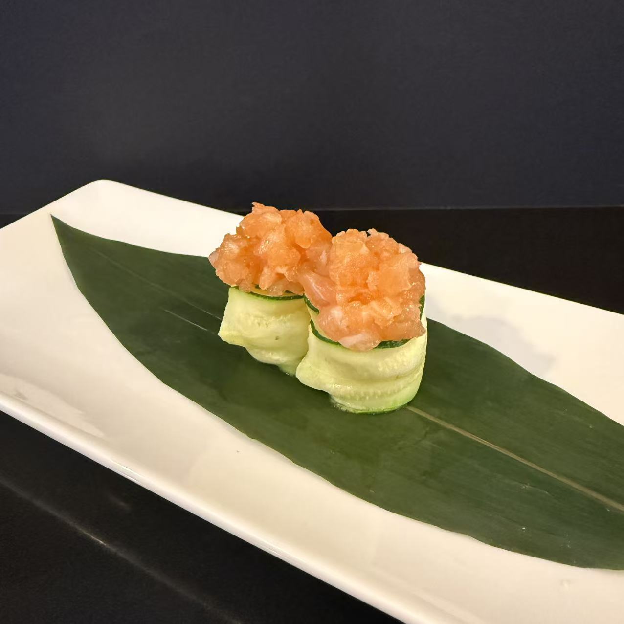 Gunkan zucchine salmone