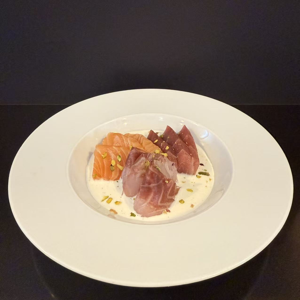 Sashimi misto burrata